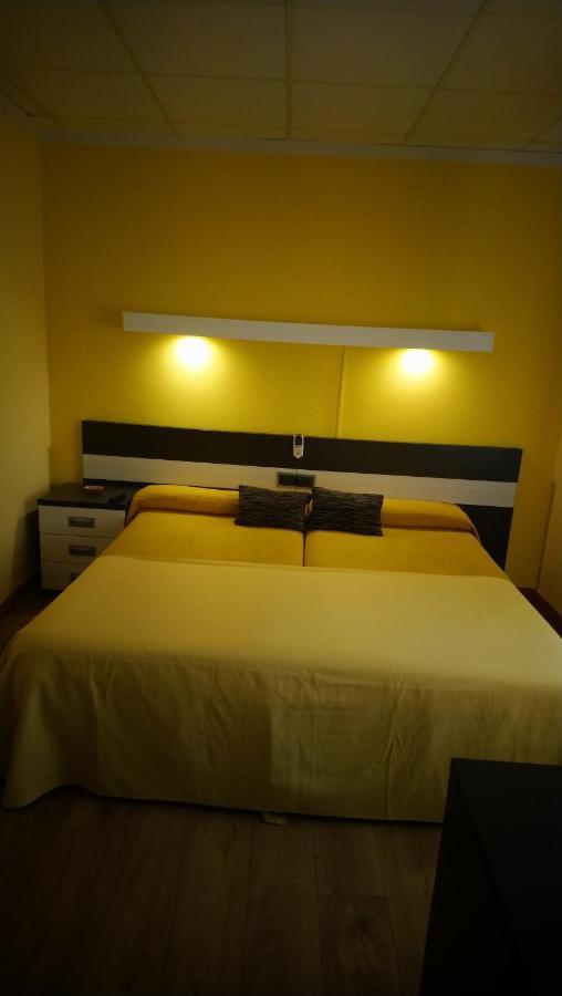 Hostal Dona Juana Ávila Exteriér fotografie